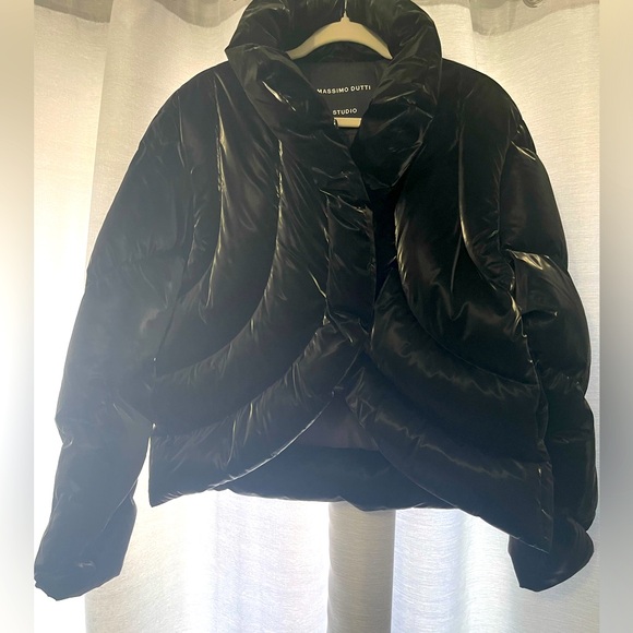 Massimo Dutti Crop Puffer Shiny Black Jacket Size M - Picture 1 of 10